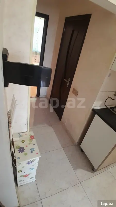 Kirayə verilir 2 otaqlı yeni tikili 70 m²