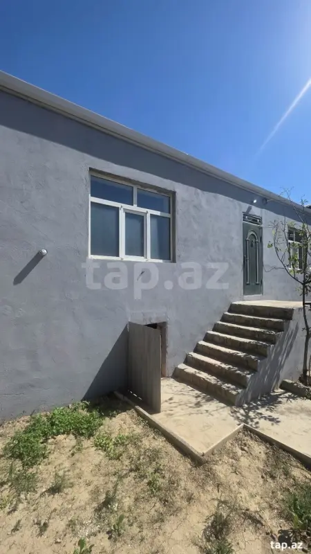 Satılır 3 otaqlı həyət evi 100 m²