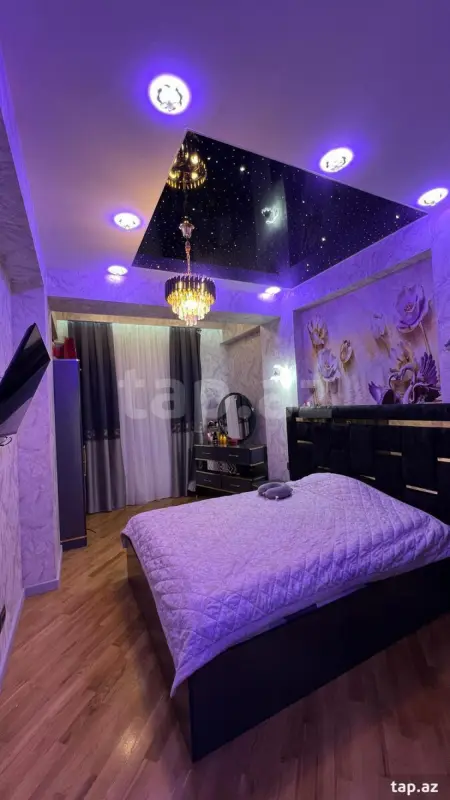 Satılır 3 otaqlı yeni tikili 140 m²