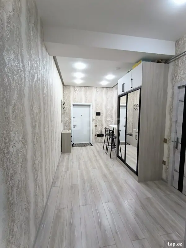 Satılır 2 otaqlı yeni tikili 60 m²