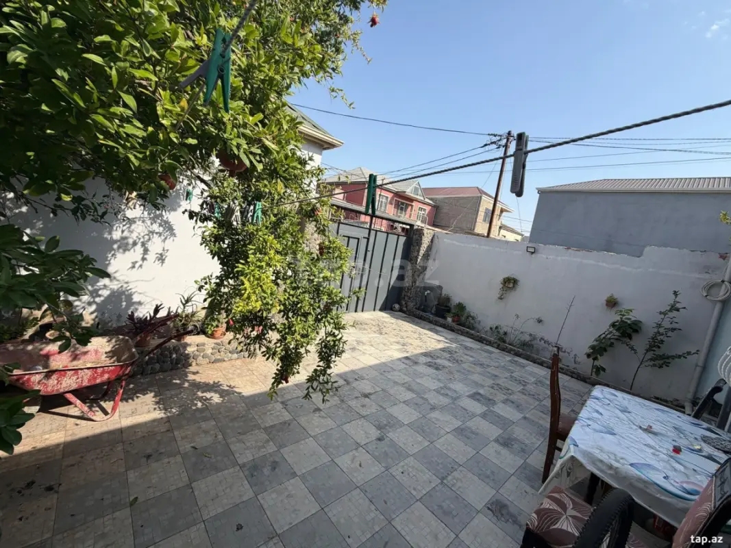 Satılır 3 otaqlı həyət evi 120 m²