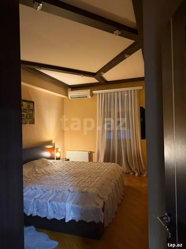Kirayə verilir 2 otaqlı yeni tikili 70 m²