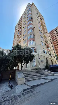 Kirayə verilir 3 otaqlı yeni tikili 130 m² — Bakı 3 otaq 130.00 m²