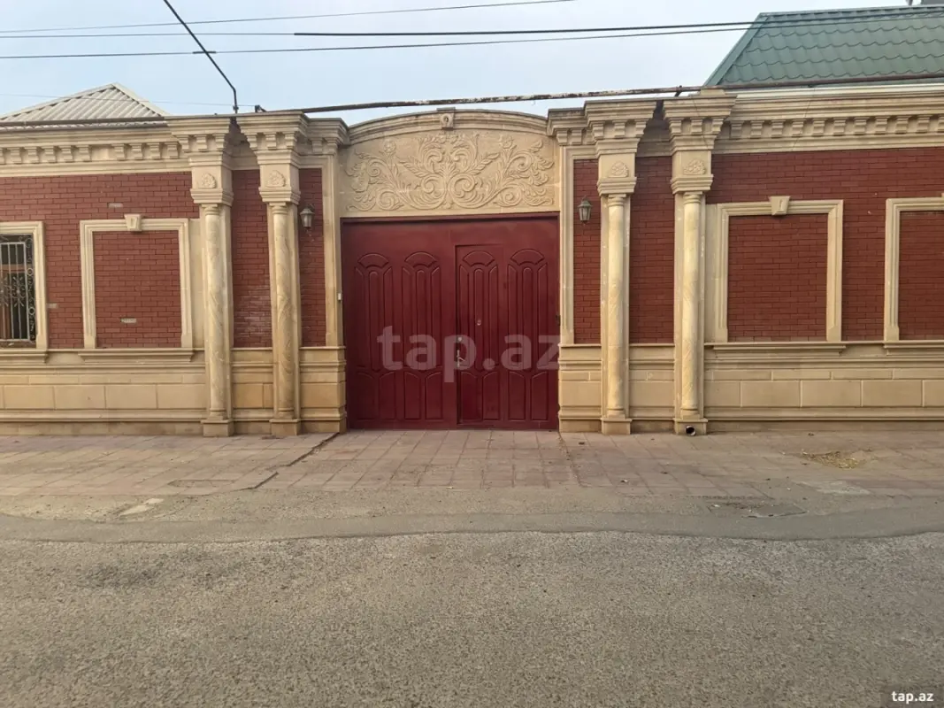 Satılır 6 otaqlı həyət evi 110 m²