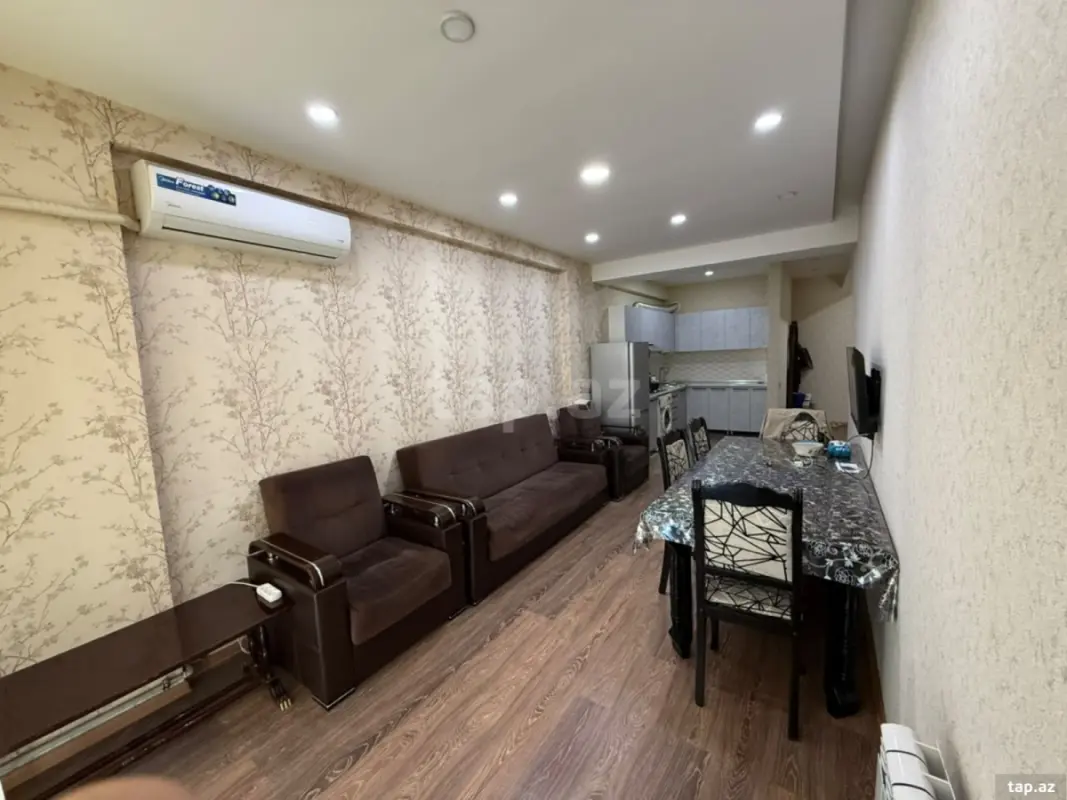 Kirayə verilir 2 otaqlı yeni tikili 65 m²