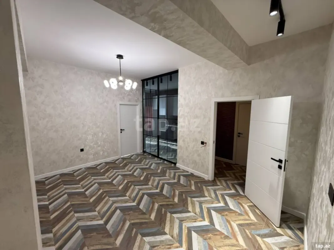 Satılır 2 otaqlı yeni tikili 63 m²