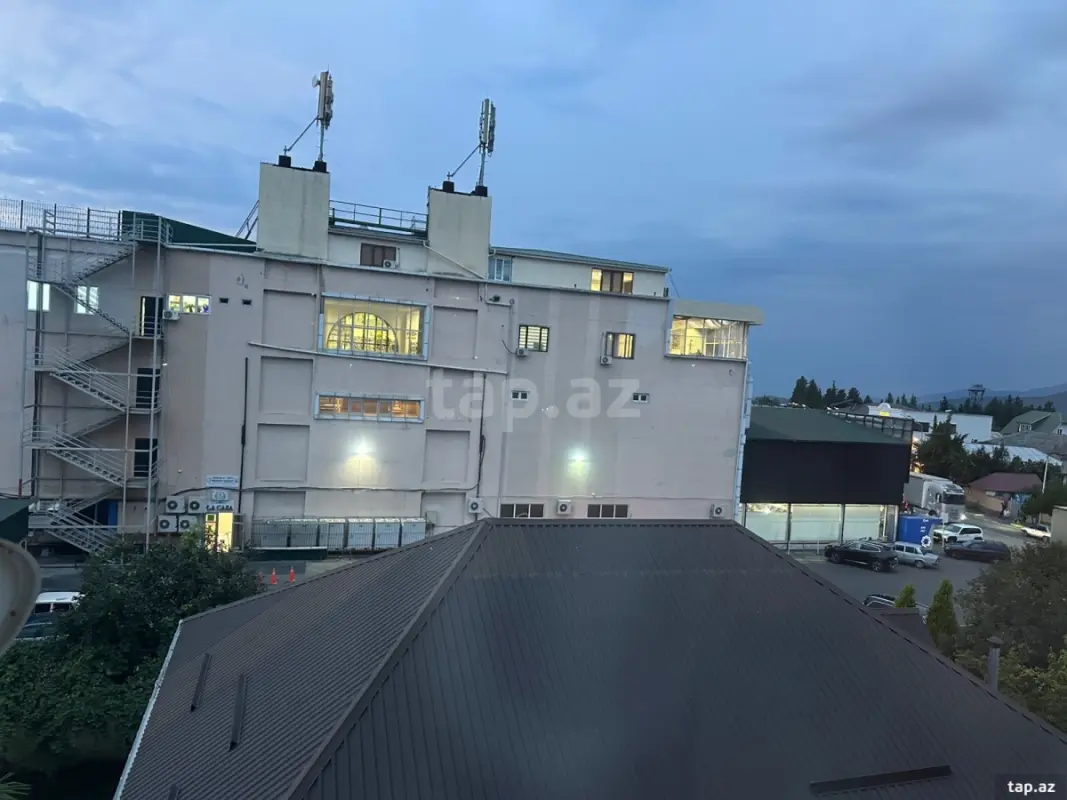 Satılır 3 otaqlı mənzil 40 m²