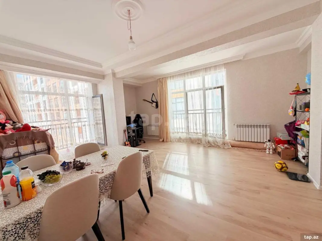 Satılır 2 otaqlı yeni tikili 90 m²