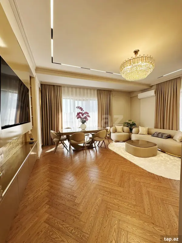Satılır 3 otaqlı yeni tikili 128 m²