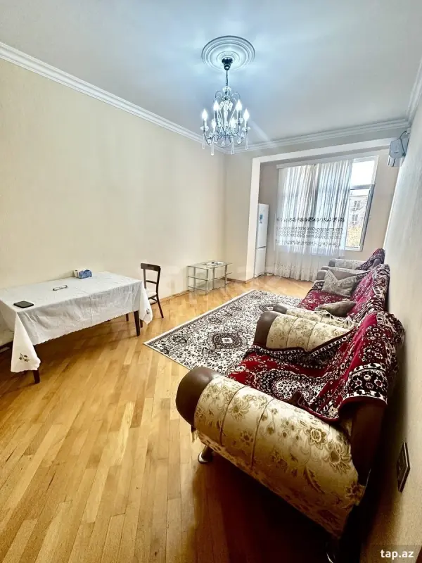 Kirayə verilir 2 otaqlı mənzil 50 m²