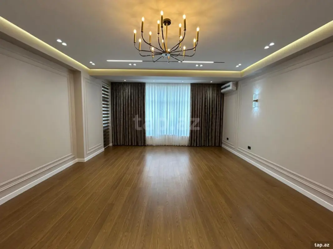 Satılır 4 otaqlı yeni tikili 175 m²