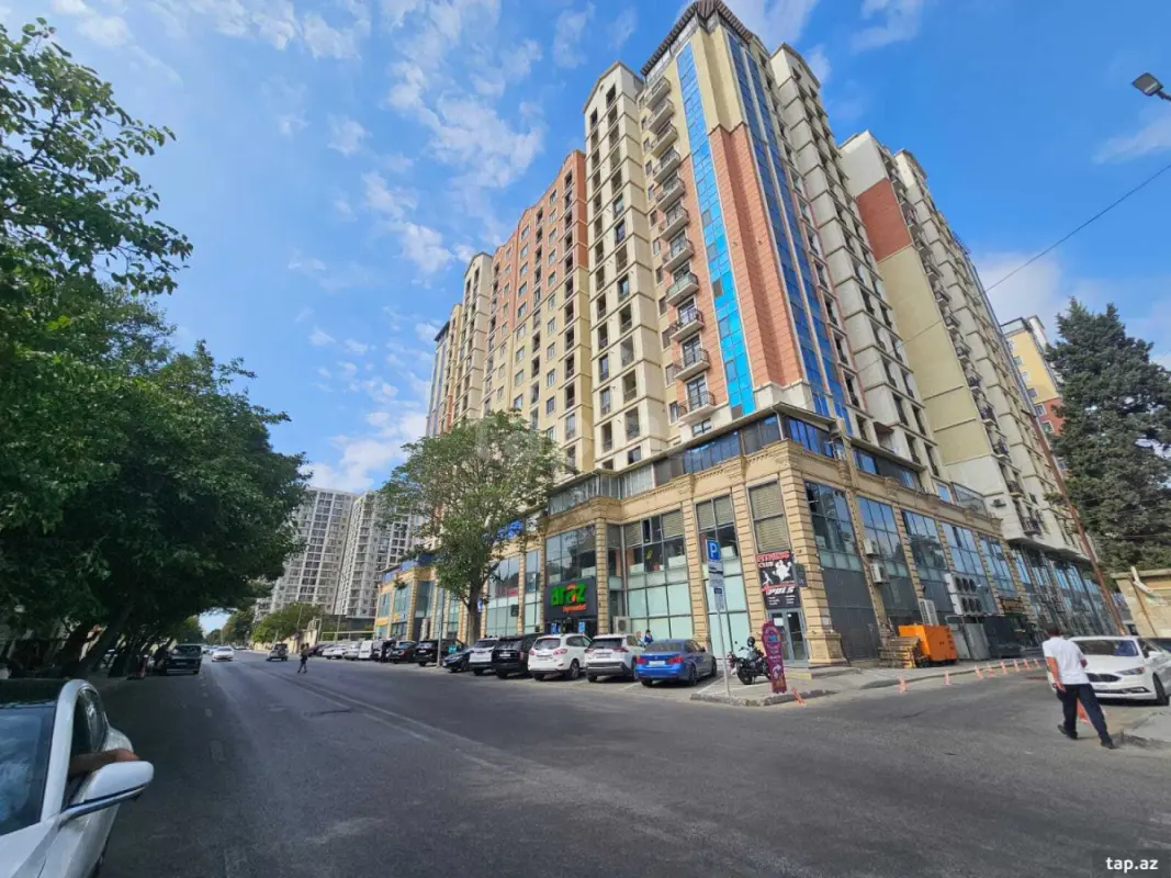 Satılır 3 otaqlı yeni tikili 102 m²