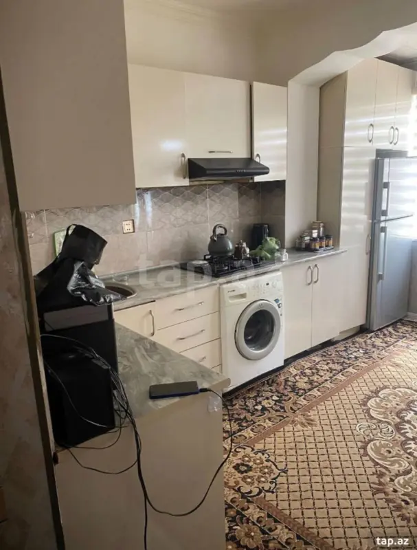 Satılır 2 otaqlı mənzil 60 m²