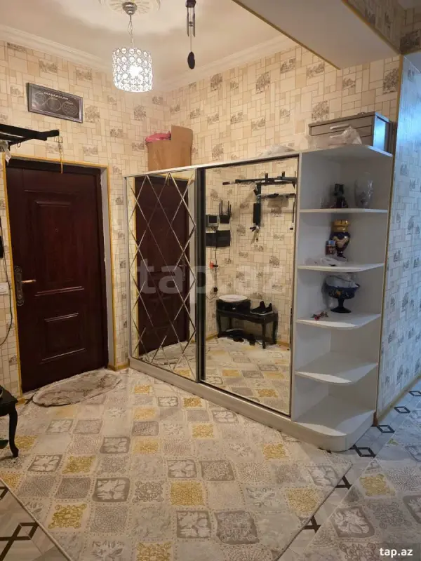 Satılır 3 otaqlı yeni tikili 107 m²
