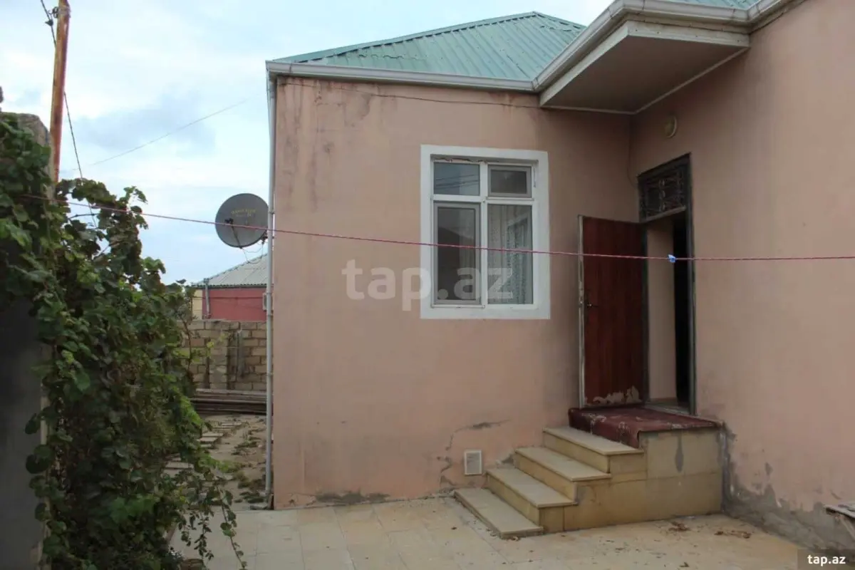 Satılır 3 otaqlı həyət evi 72 m²