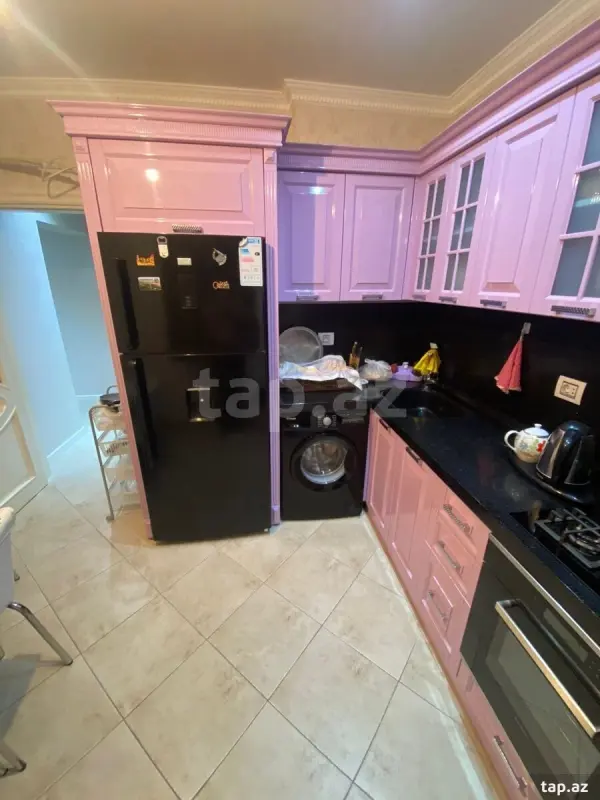 Kirayə verilir 2 otaqlı yeni tikili 78 m²