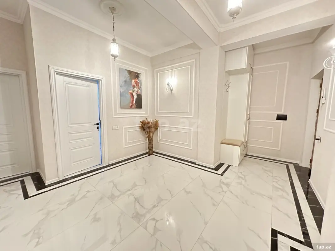 Satılır 3 otaqlı yeni tikili 90 m²