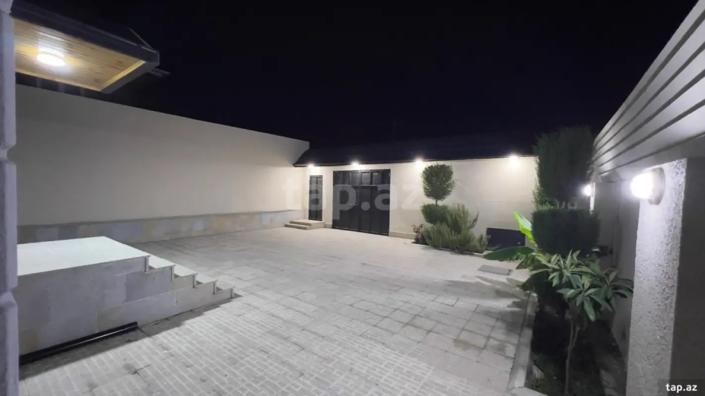 Satılır 5 otaqlı həyət evi 160 m²