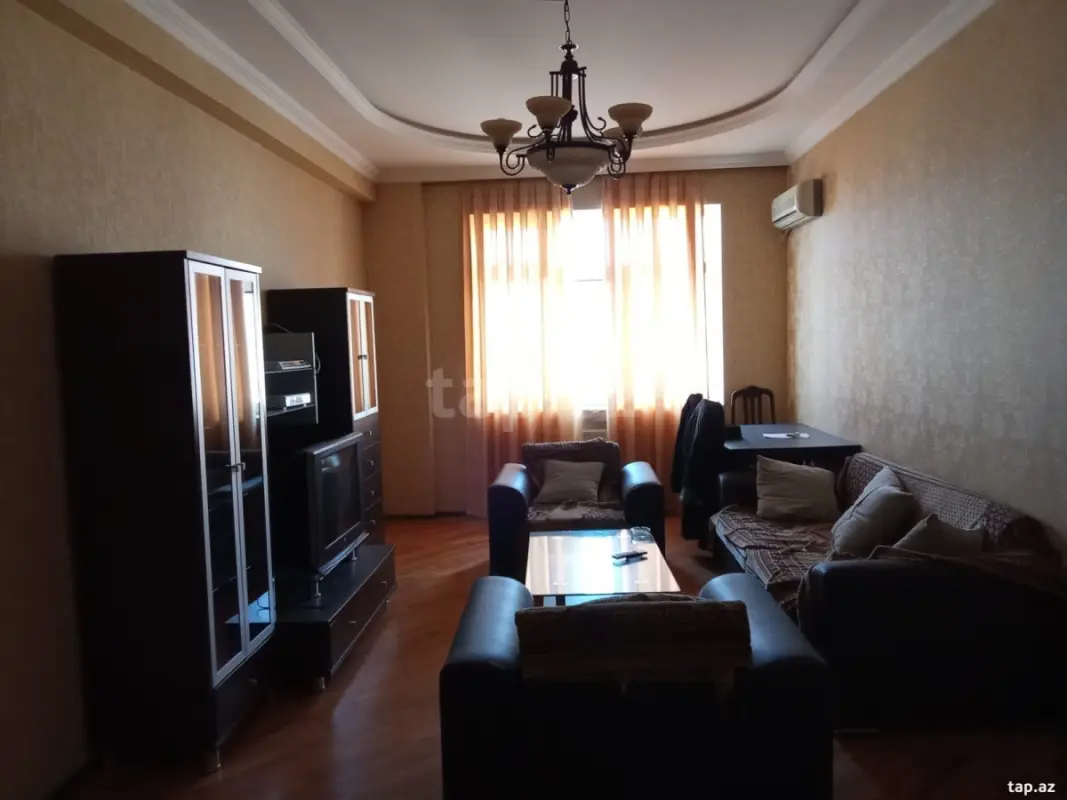 Kirayə verilir 2 otaqlı yeni tikili 100 m²