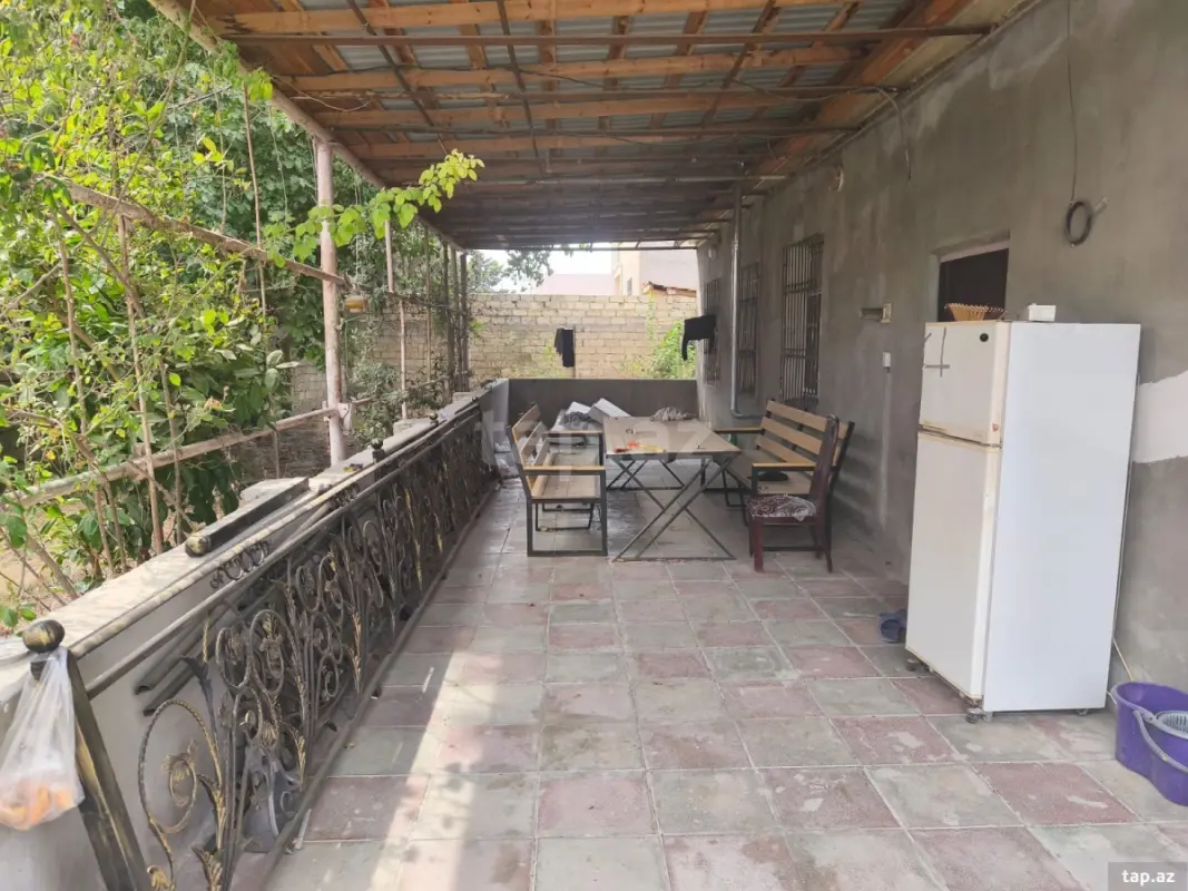 Satılır 3 otaqlı həyət evi 95 m²