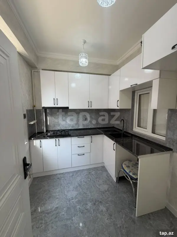 Satılır 2 otaqlı yeni tikili 50 m²