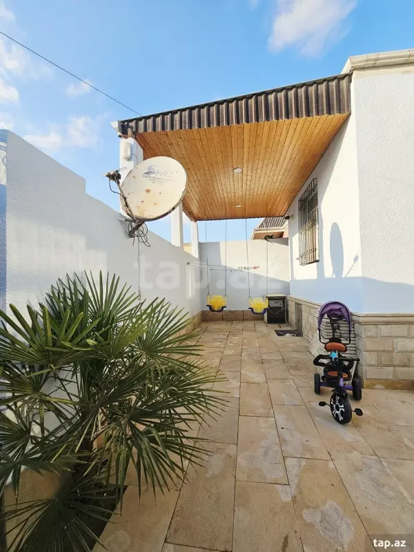 Satılır 4 otaqlı həyət evi 100 m²