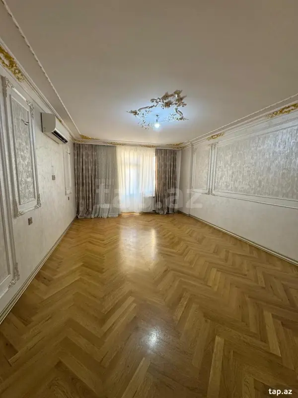 Kirayə verilir 4 otaqlı yeni tikili 160 m²