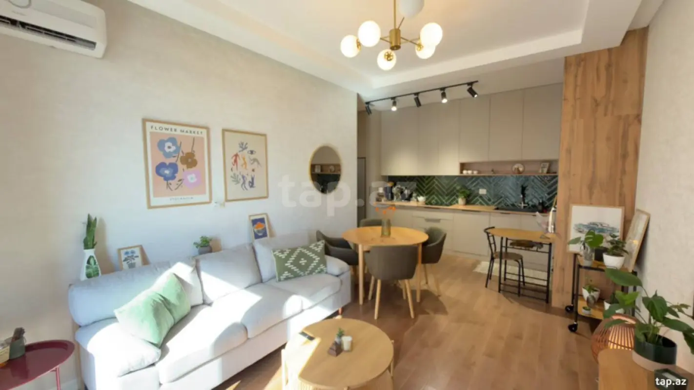 Satılır 3 otaqlı yeni tikili 73 m²