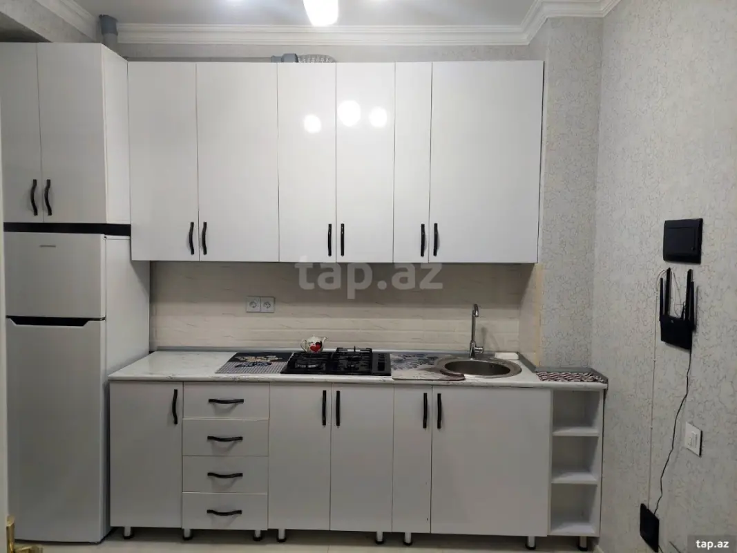 Kirayə verilir 2 otaqlı yeni tikili 63 m²