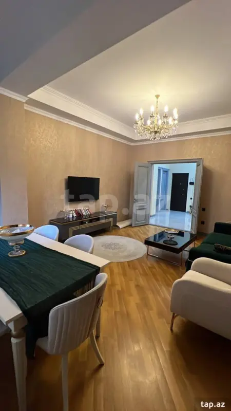 Satılır 3 otaqlı yeni tikili 107 m²