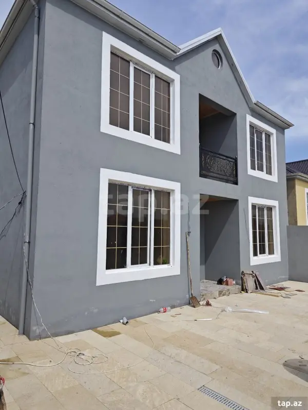 Satılır 4 otaqlı həyət evi 150 m²