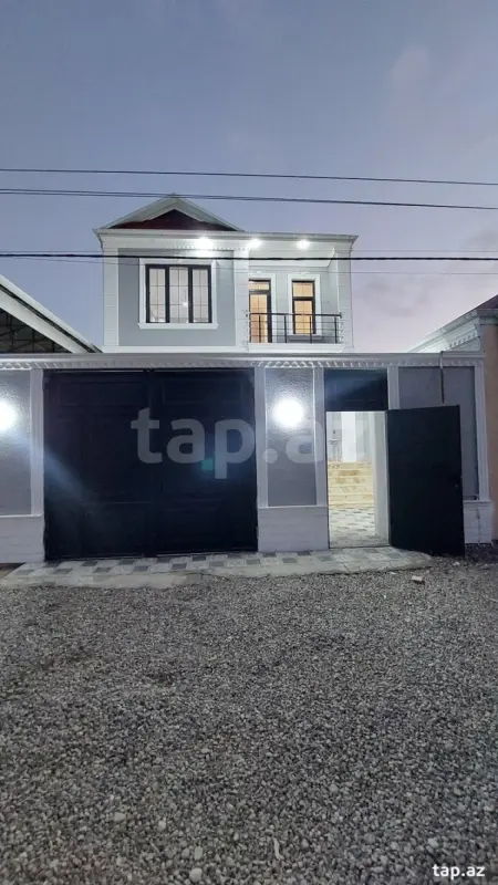 Satılır 4 otaqlı həyət evi 140 m²