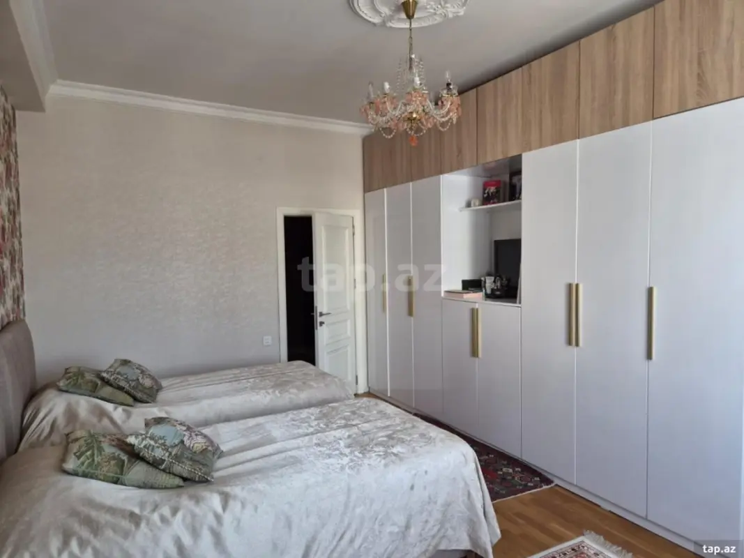 Satılır 2 otaqlı mənzil 52 m²