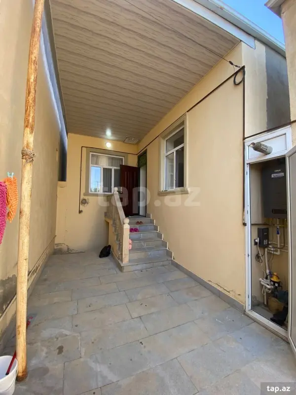 Satılır 3 otaqlı həyət evi 100 m²
