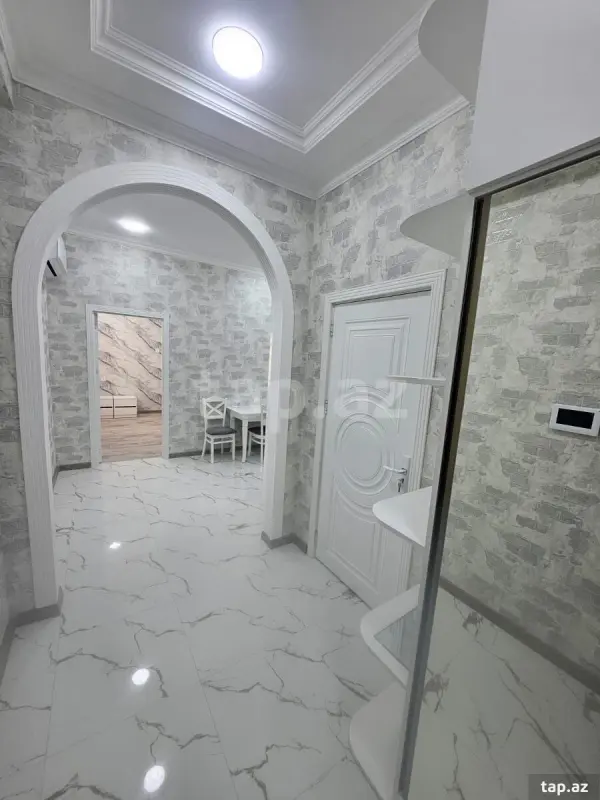 Kirayə verilir 3 otaqlı yeni tikili 96 m²