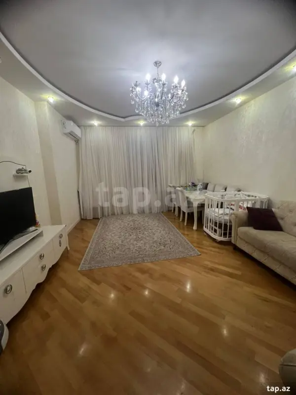 Kirayə verilir 2 otaqlı yeni tikili 70 m²