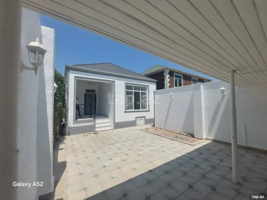 Satılır 3 otaqlı həyət evi 200 m²