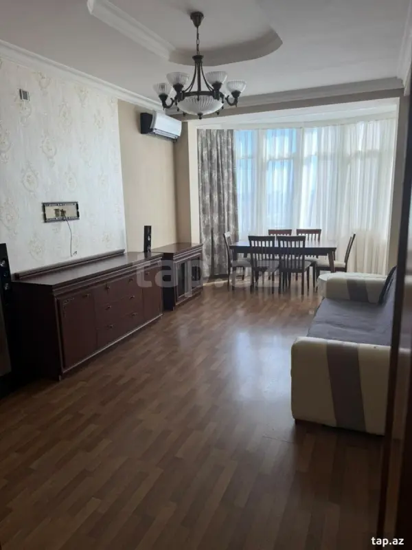 Kirayə verilir 3 otaqlı yeni tikili 90 m²