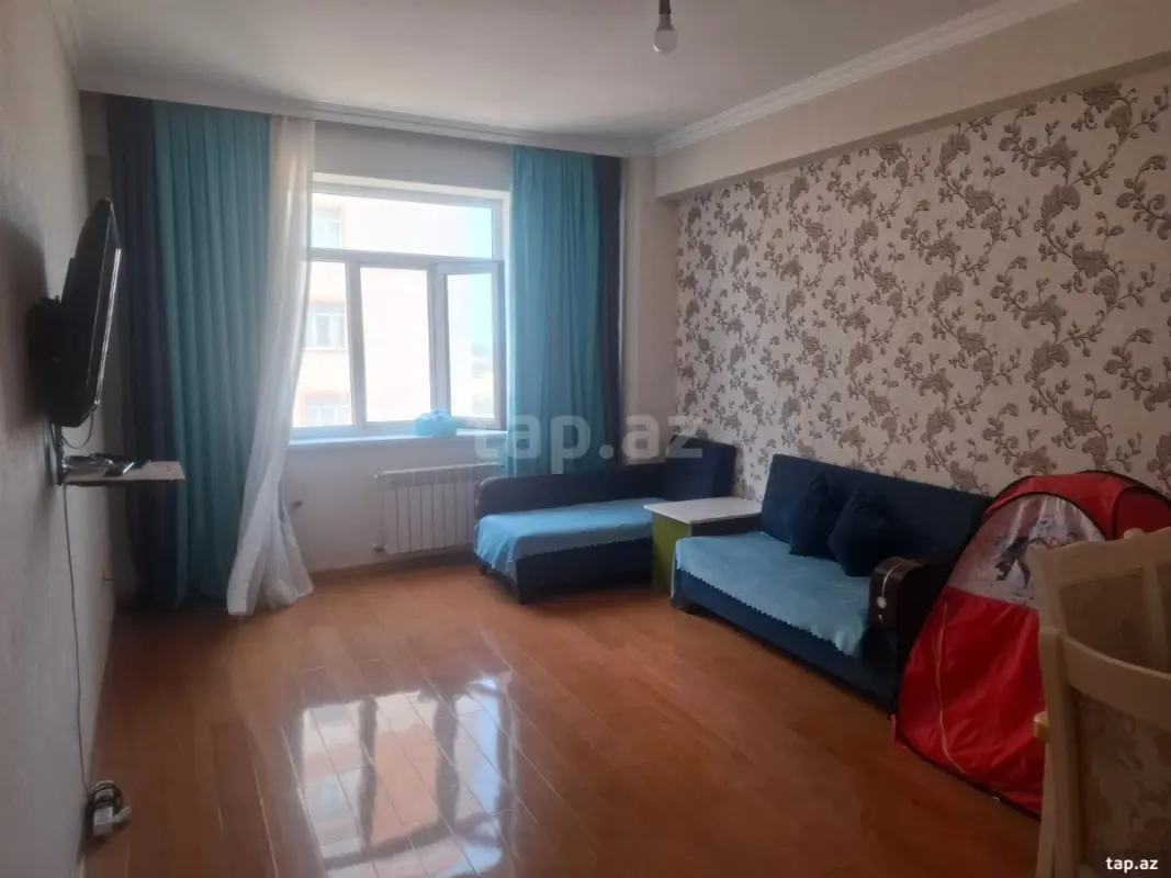 Kirayə verilir 2 otaqlı yeni tikili 67 m²