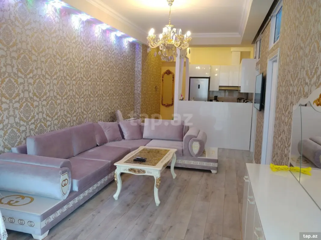 Kirayə verilir 3 otaqlı yeni tikili 80 m²