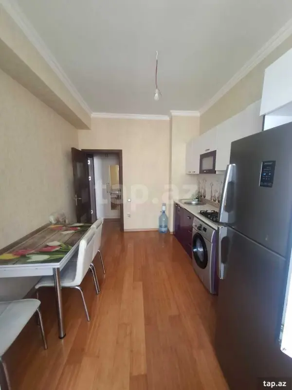 Kirayə verilir 2 otaqlı yeni tikili 70 m²