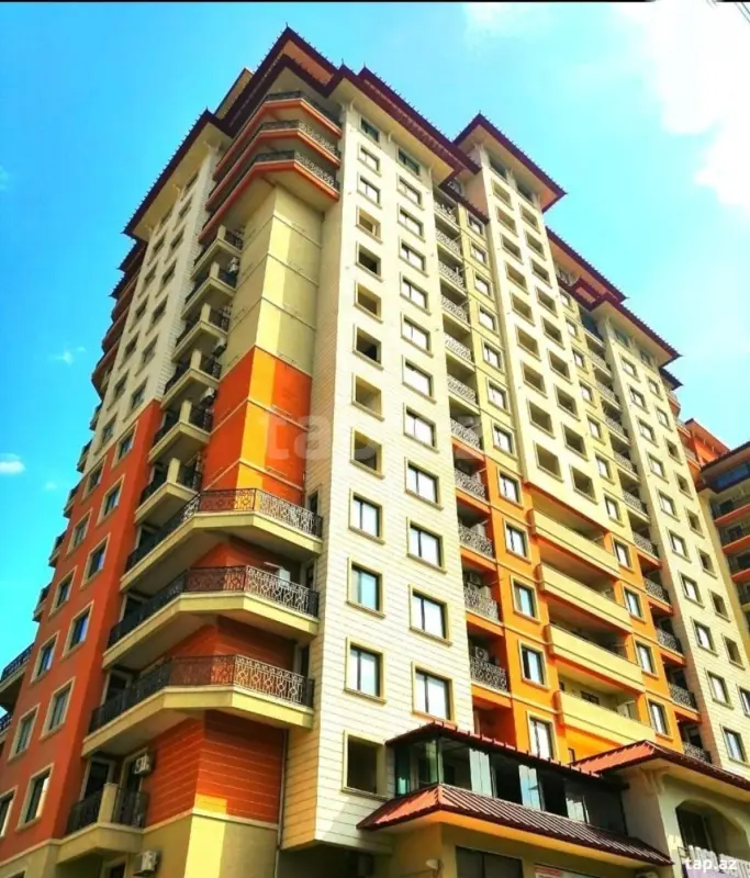 Satılır 4 otaqlı yeni tikili 105 m²