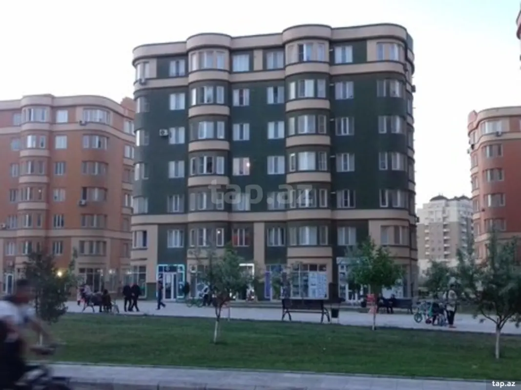Satılır 3 otaqlı yeni tikili 92 m²