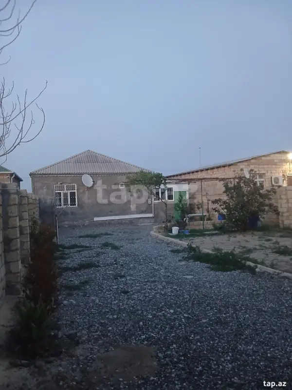 Satılır 6 otaqlı həyət evi 110 m²