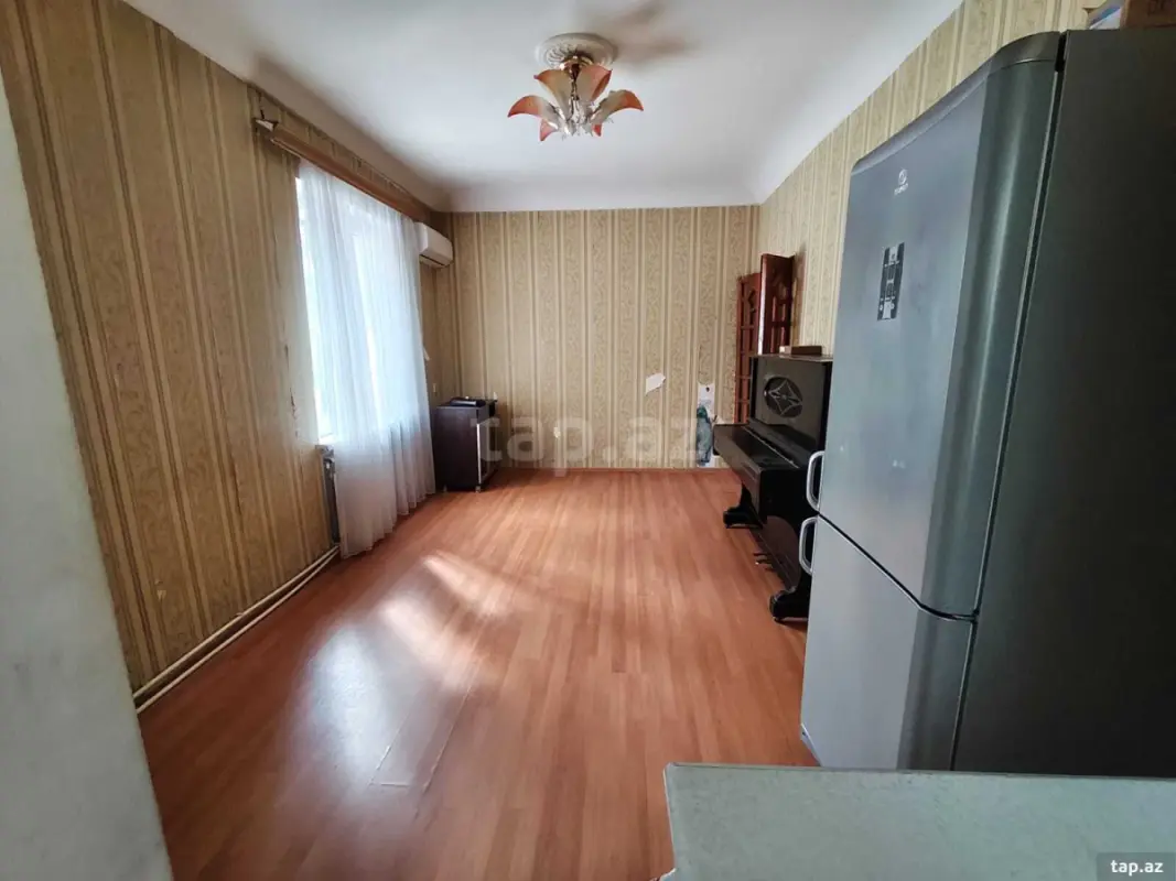 Kirayə verilir 2 otaqlı mənzil 40 m²