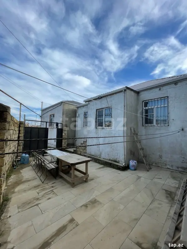 Satılır 3 otaqlı həyət evi 70 m²