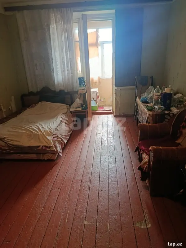 Satılır 1 otaqlı mənzil 28 m²