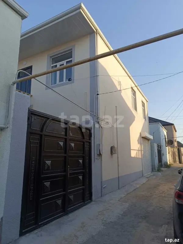 Satılır 4 otaqlı həyət evi 208 m²