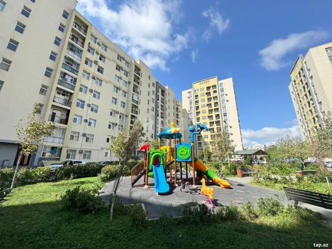 Satılır 2 otaqlı yeni tikili 68 m²