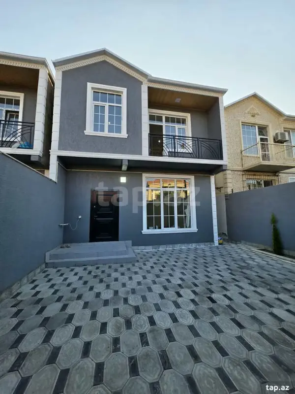 Satılır 4 otaqlı həyət evi 136 m²